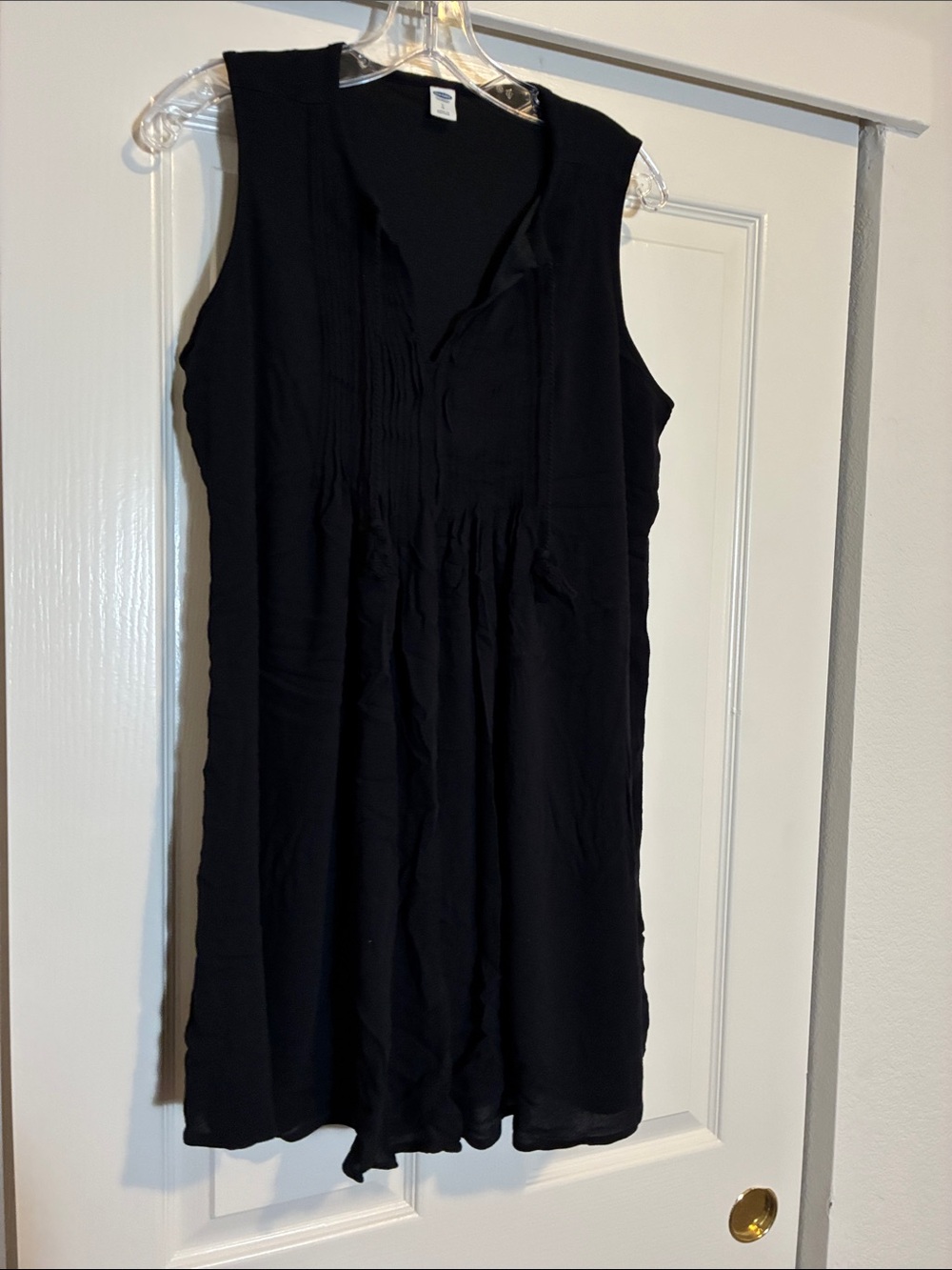 Old Navy Black Sleeveless Midi Dress